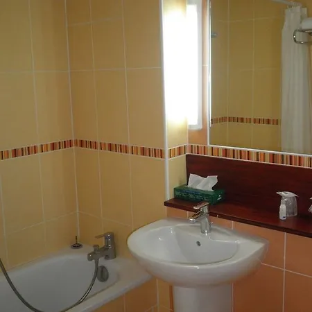 Brit Nord - Memorial Hotel 3*