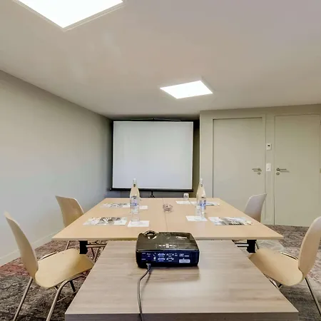 Brit Nord - Memorial 3* Caen