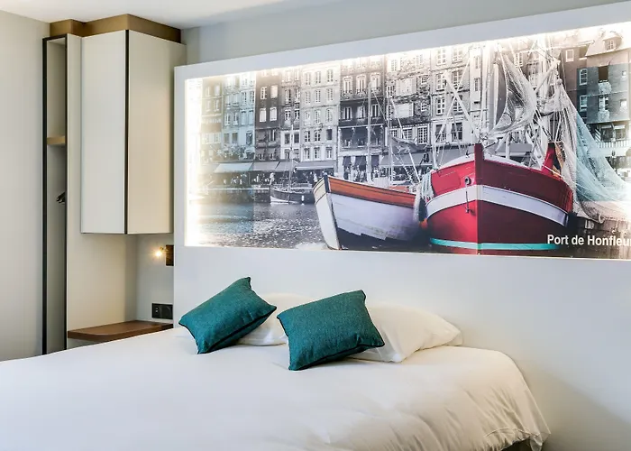 Hotel Brit Nord - Mémorial 3*